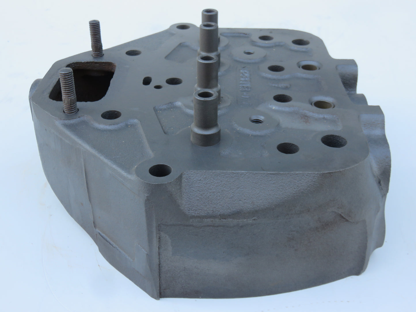 B2871R, AB4204R John Deere Cylinder Head For B, 50