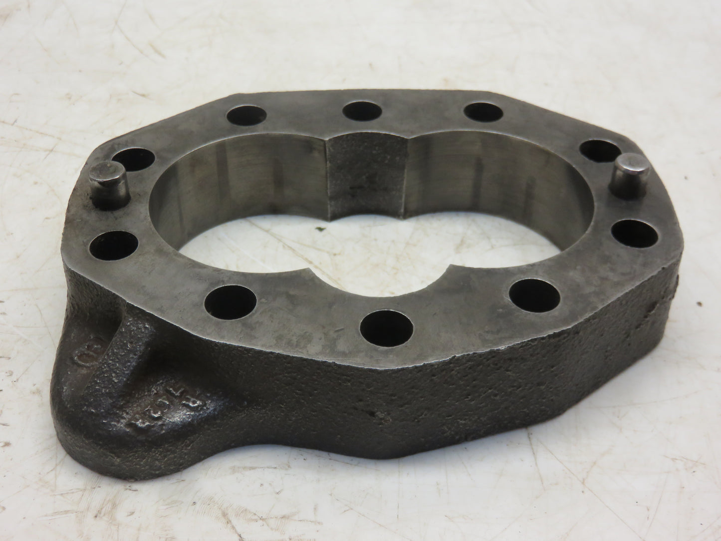 AR925R, R742R John Deere Power Trol Pump Body For R
