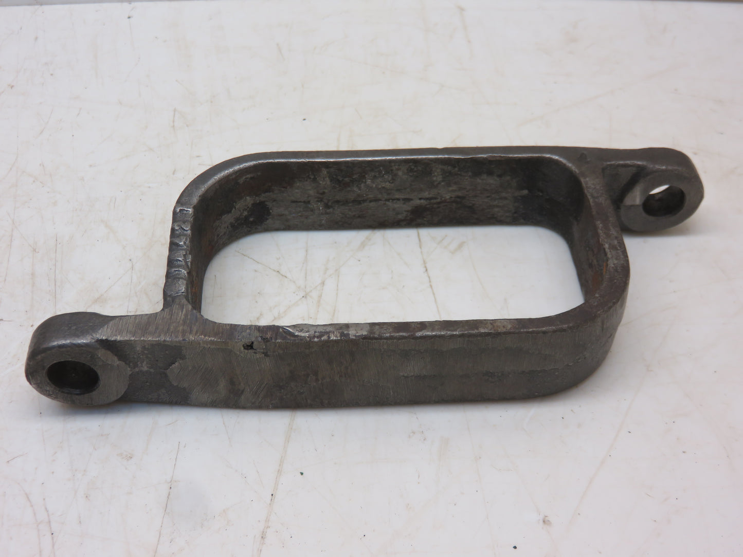 M1842T, AM643T John Deere Clutch Throw Out Bearing Yoke For M, 40, 320, 420, 330