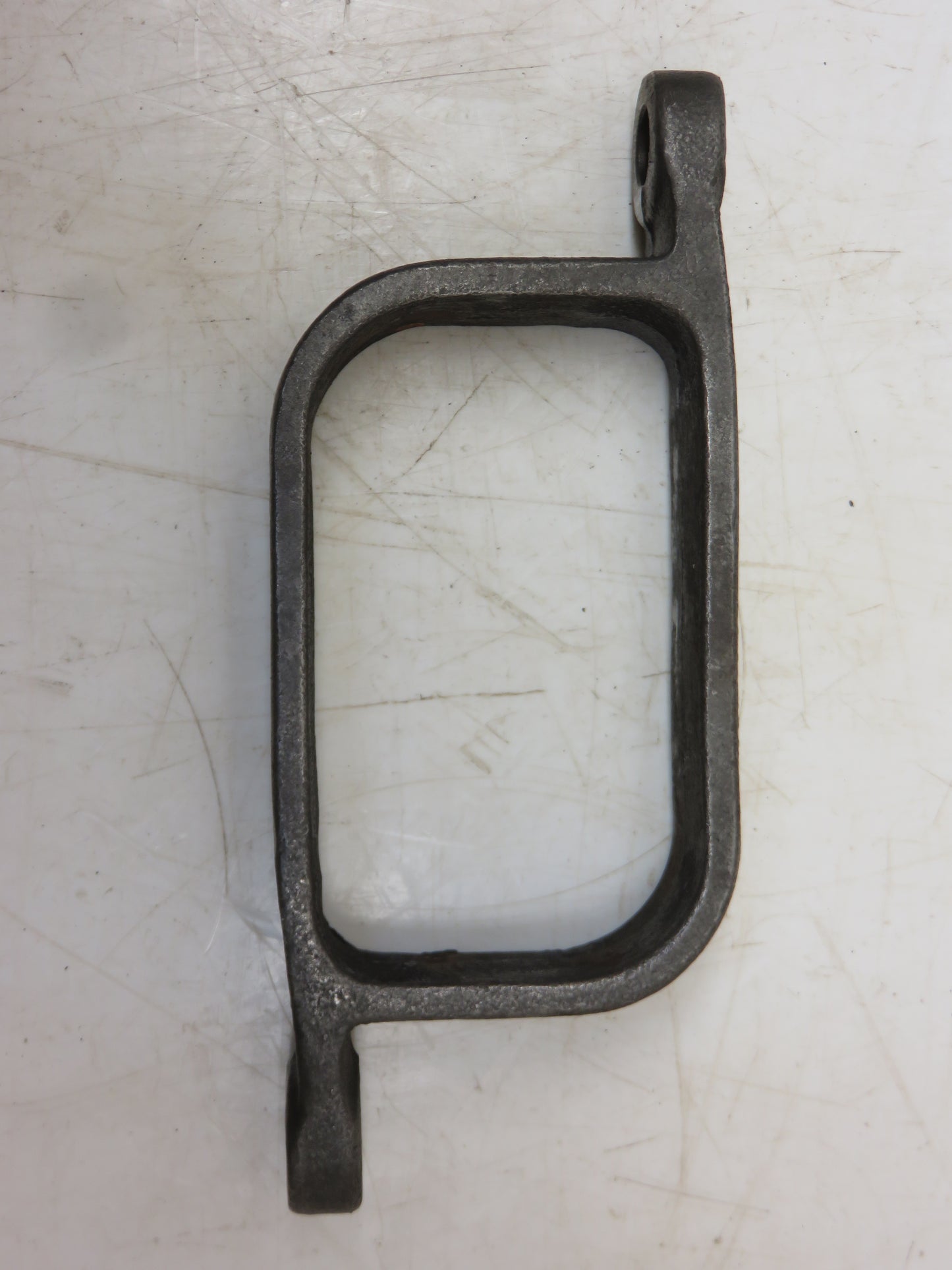 M1842T, AM643T John Deere Clutch Throw Out Bearing Yoke For M, 40, 320, 420, 330