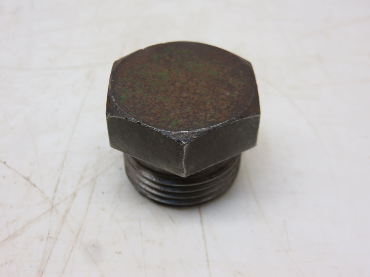 R1768R John Deere PTO Oil Filler Plug For 520, 620, 720, 530, 630, 730