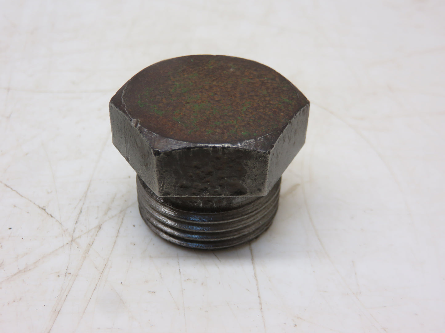 R1768R John Deere PTO Oil Filler Plug For 520, 620, 720, 530, 630, 730