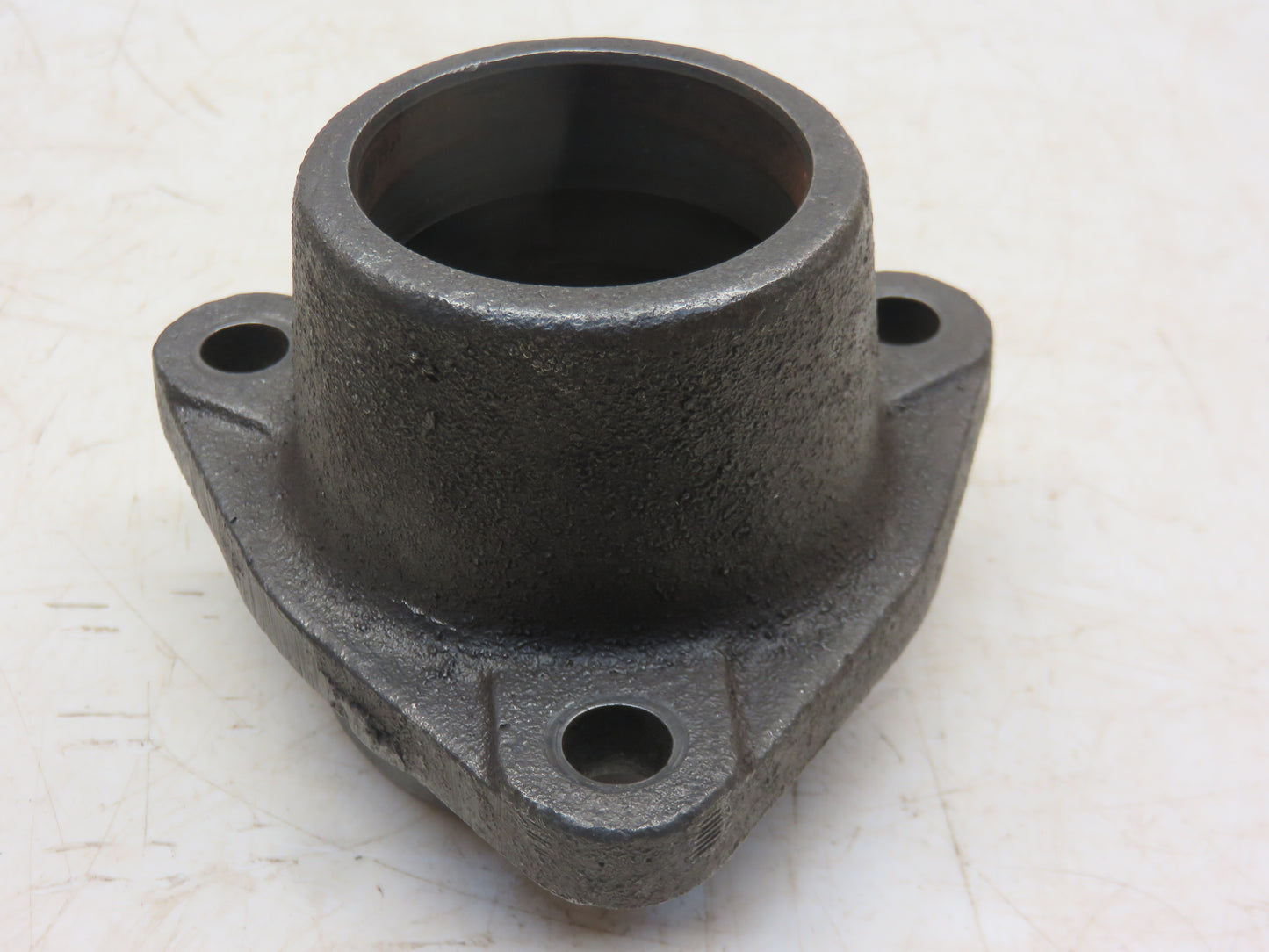 R702R John Deere PTO Drum Bearing Quill For R
