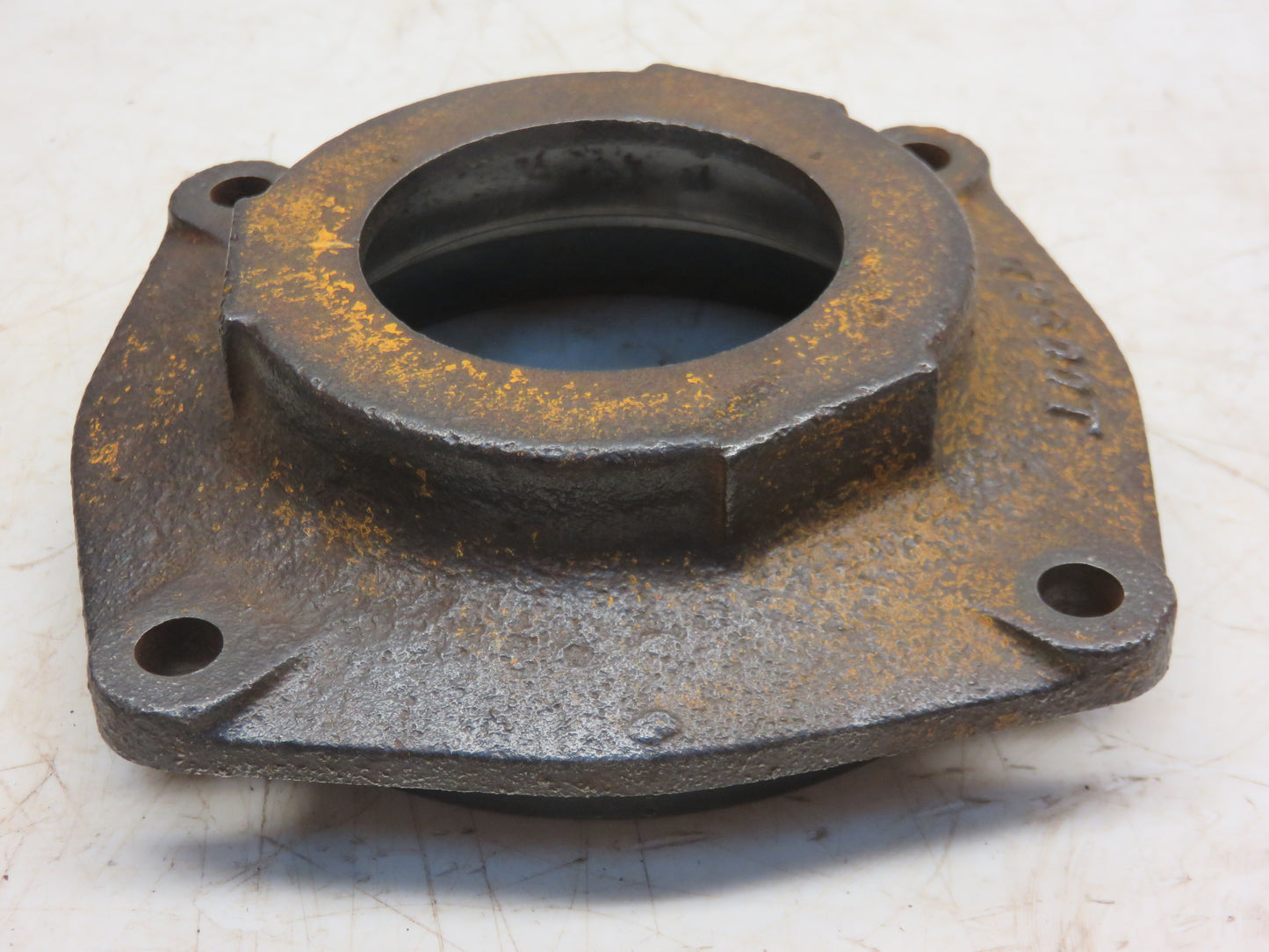 M2600T John Deere Axle Bearing Quill For 40, 420, 430, 1010