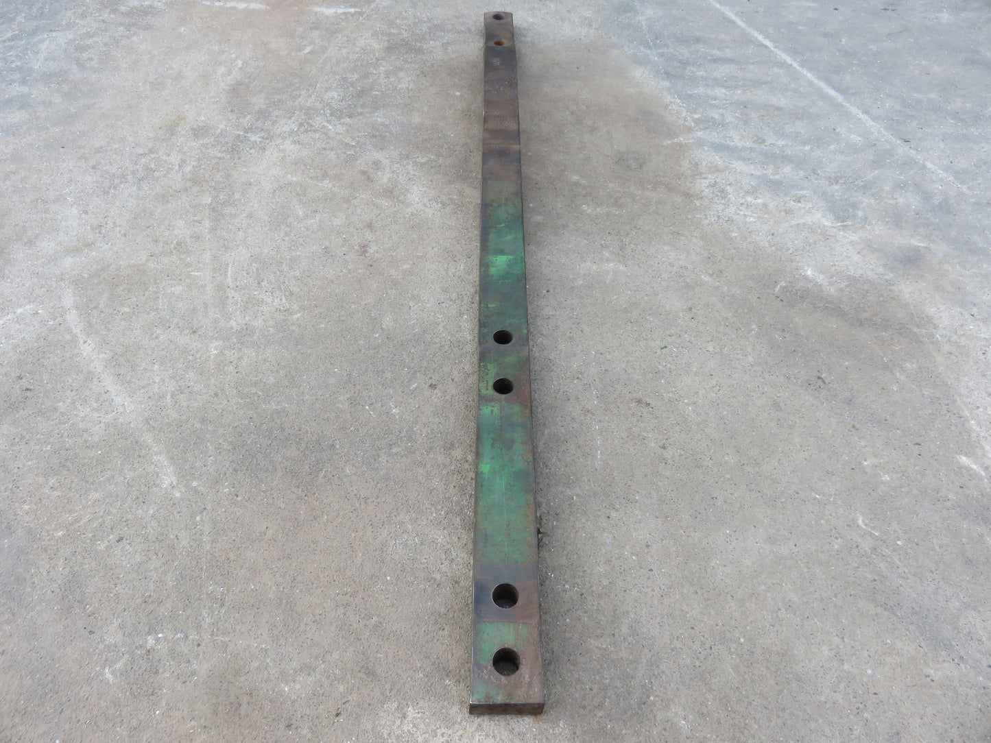 A4822R John Deere Drawbar For A, AR, AO, 60, 620