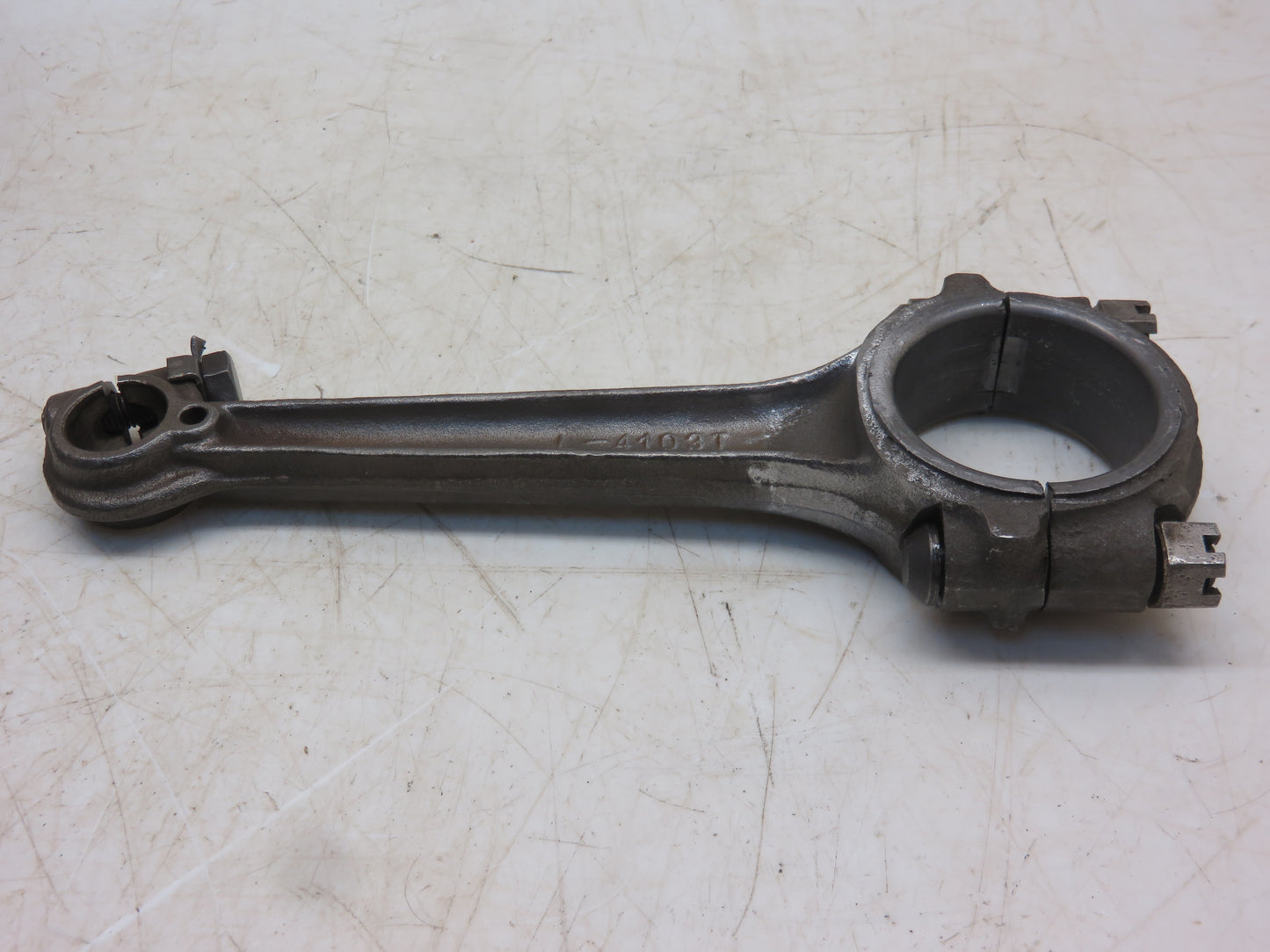 L4103T, AL2759T John Deere Connecting Rod For L, LA, LI