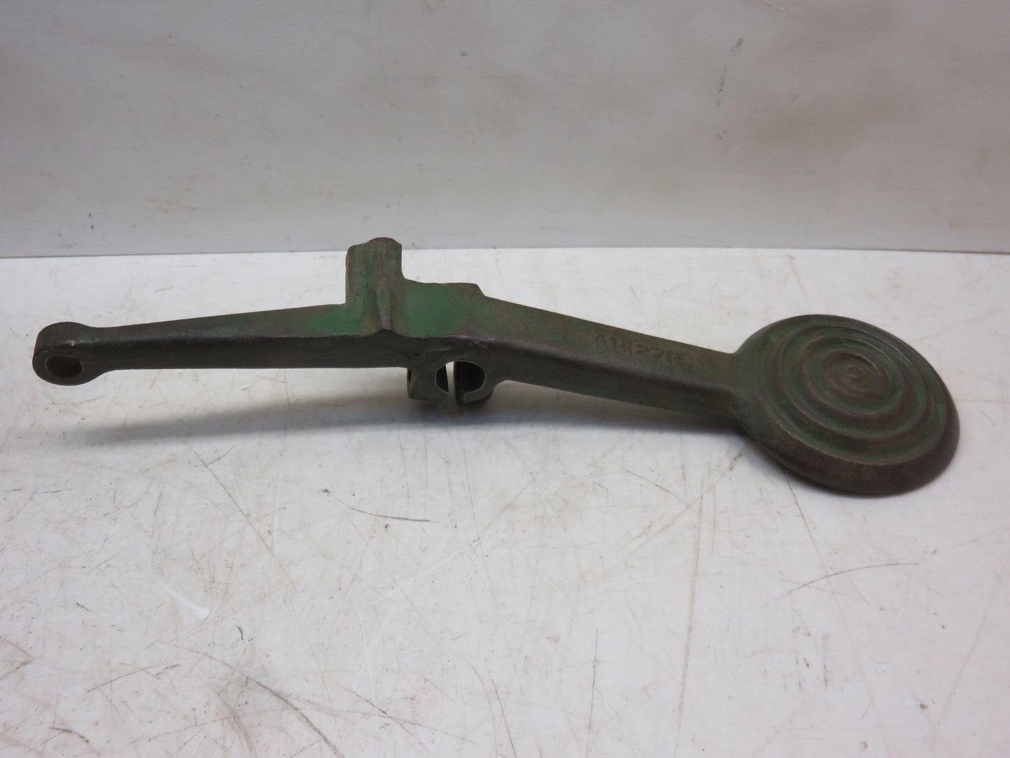 A1427R John Deere Right Hand Power Lift Trip Pedal For A, B, G