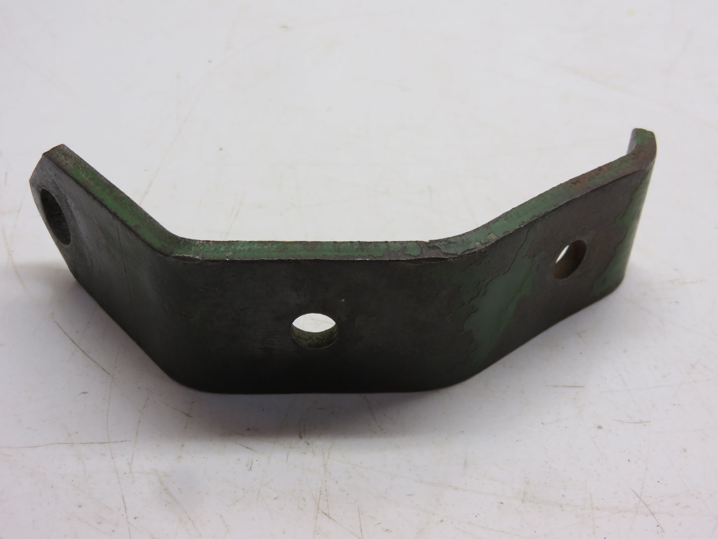 R1666R John Deere Hydraulic Line Clamp Bracket For 80, 820, 830
