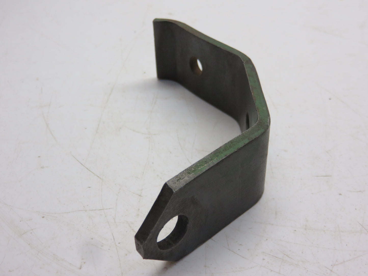 R1666R John Deere Hydraulic Line Clamp Bracket For 80, 820, 830