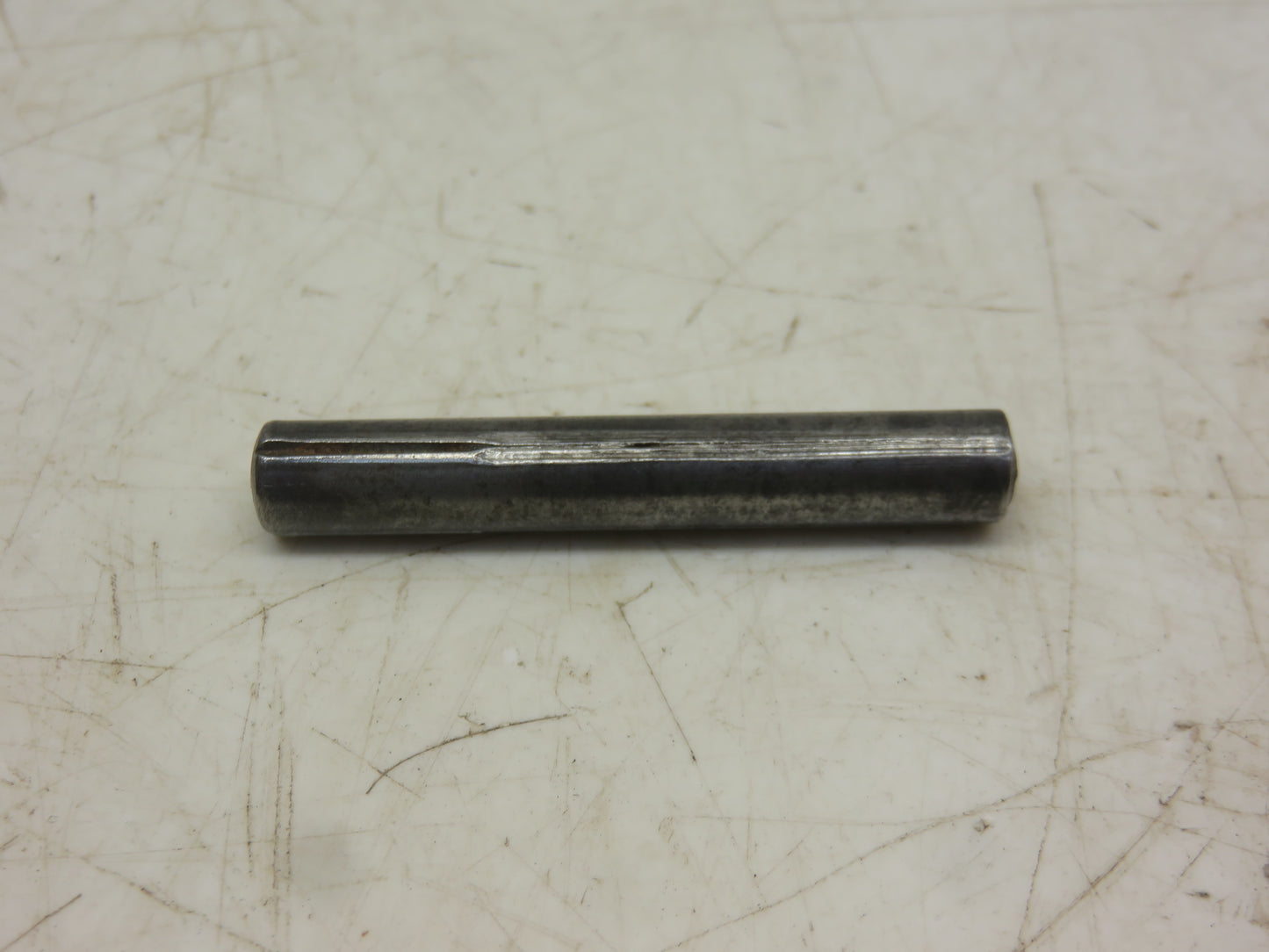 25H126 John Deere Groove Pin For 40