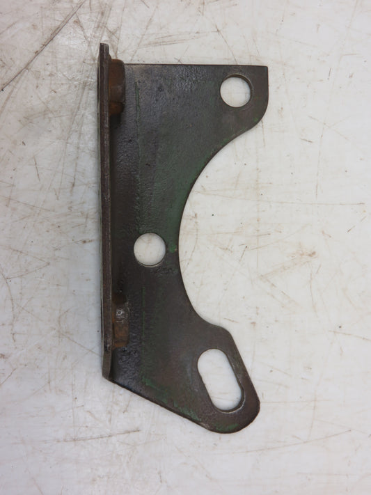 AA4883R John Deere Coil Bracket For A, G, 50, 60, 70, 520, 530