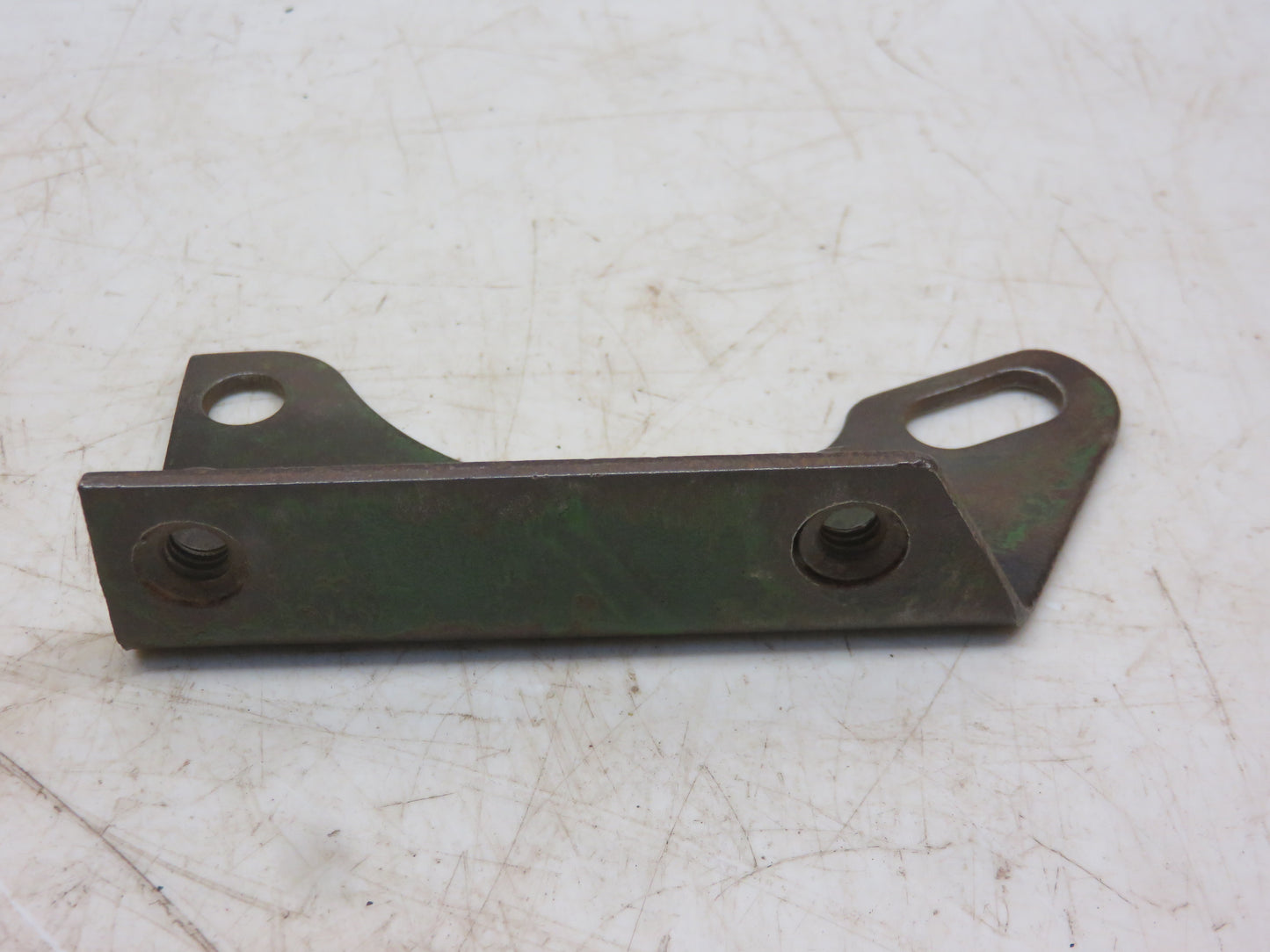 AA4883R John Deere Coil Bracket For A, G, 50, 60, 70, 520, 530