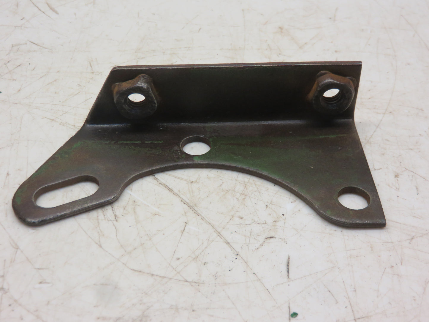 AA4883R John Deere Coil Bracket For A, G, 50, 60, 70, 520, 530