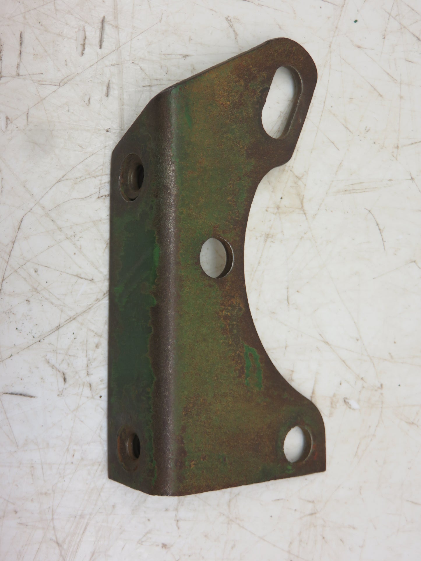 AA4883R John Deere Coil Bracket For A, G, 50, 60, 70, 520, 530