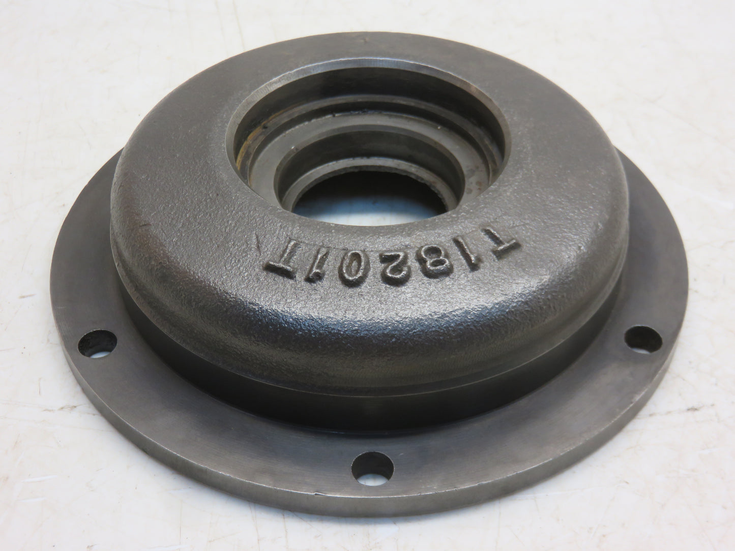 T18201 John Deere Differential Bearing Quill For 1010