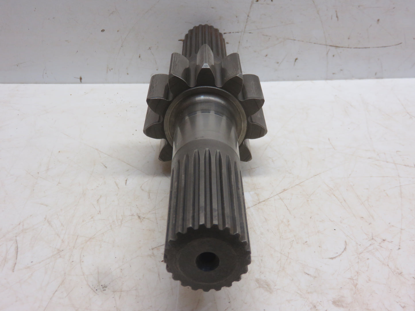 T17493 John Deere Final Drive Pinion Shaft For 1010
