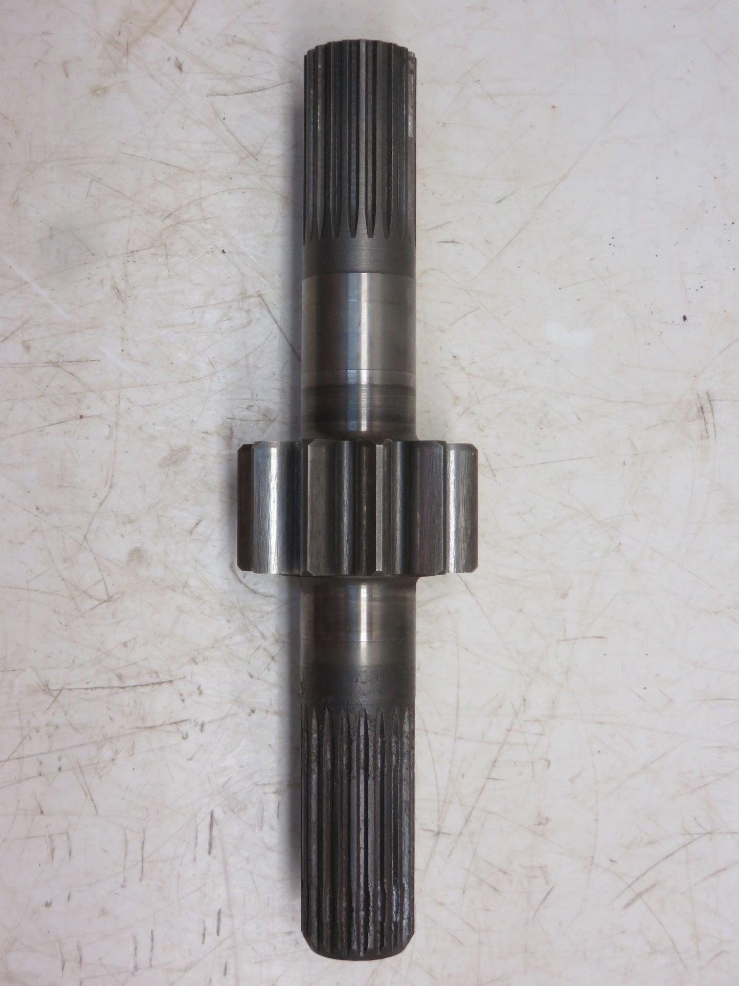 T17493 John Deere Final Drive Pinion Shaft For 1010