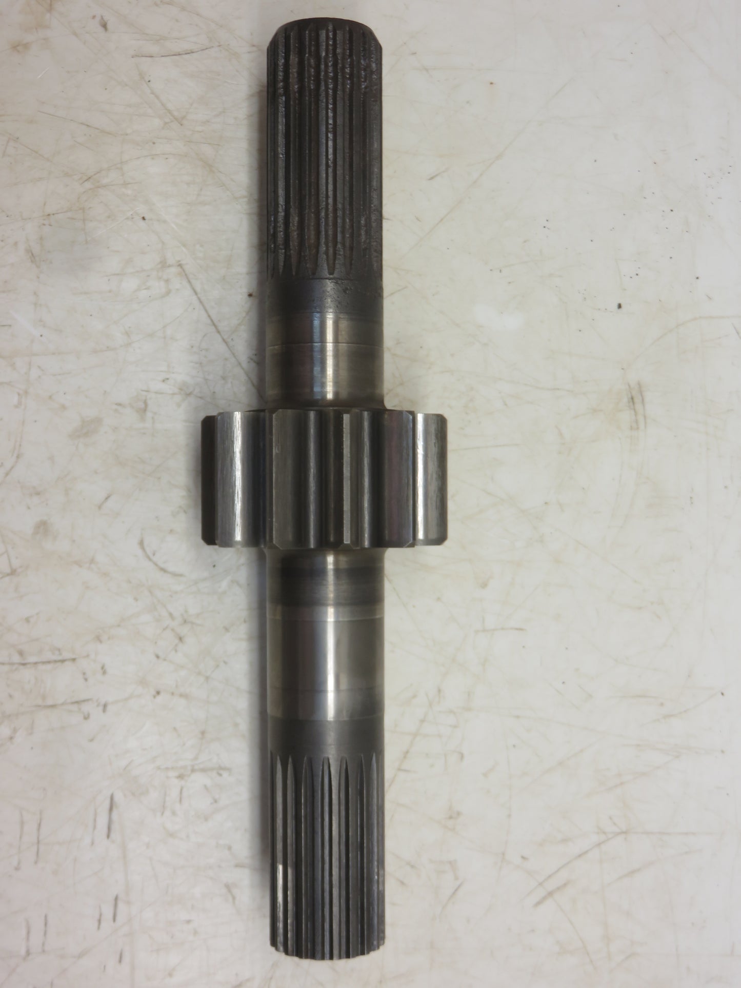 T17493 John Deere Final Drive Pinion Shaft For 1010