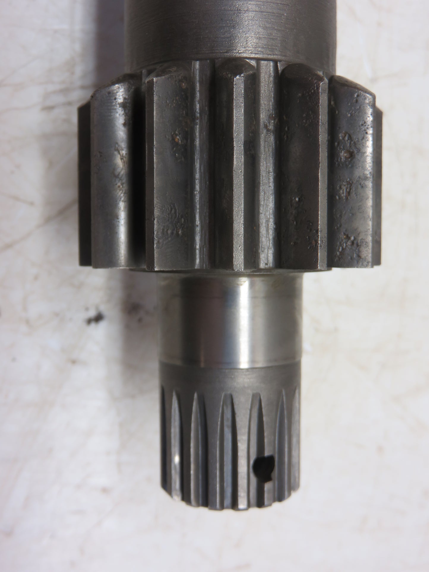 M2342T John Deere Transmission Input Shaft For 40, 420