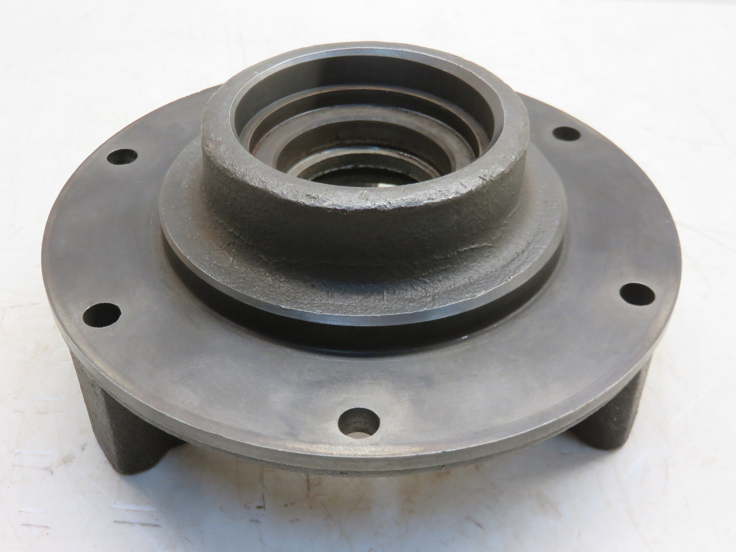 M1791T John Deere Differential Bearing Quill For 40, 320, 420, 330, 430, 1010