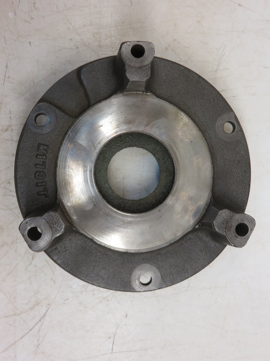M1791T John Deere Differential Bearing Quill For 40, 320, 420, 330, 430, 1010