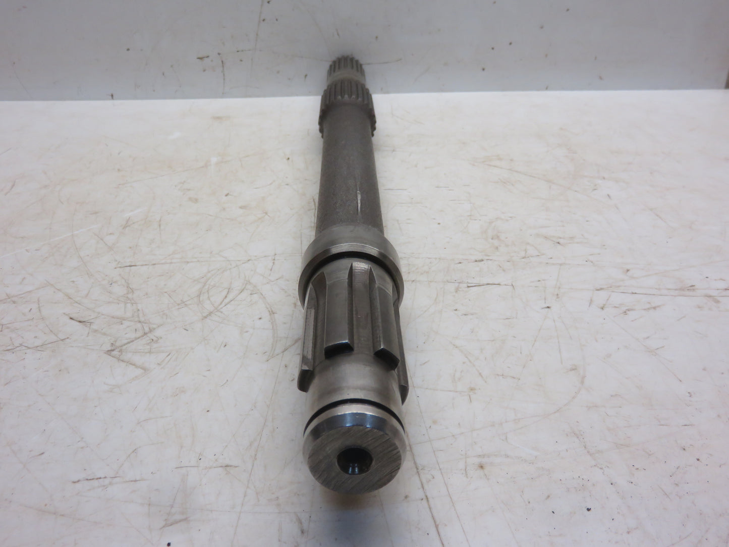 M1712T John Deere Final Drive Shaft For 40, 320, 420, 330, 430, 1010