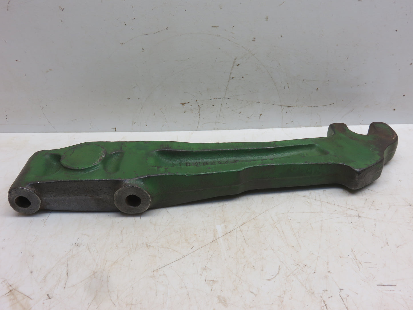 R20415R, R20414R John Deere Left Hand Cylinder Hanger For 520, 620, 720, 530, 630, 730