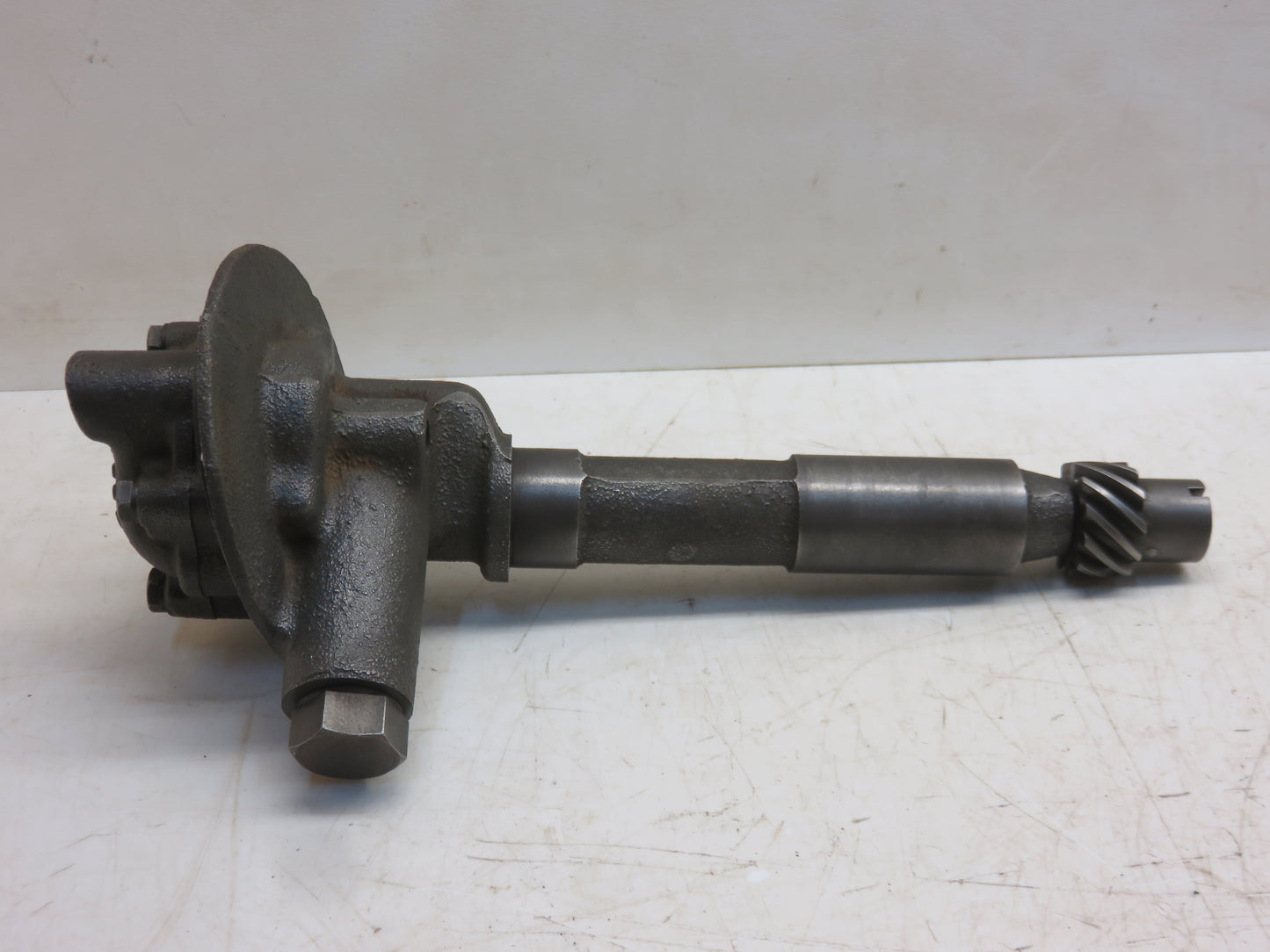 AM228T, AM739T, M38T John Deere Engine Oil Pump For M, MT, 40
