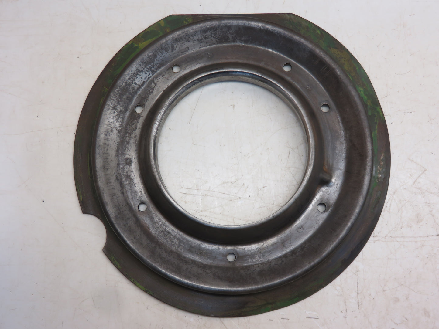 AA5083R John Deere Clutch Pulley Dust Shield For 60, 620, 630