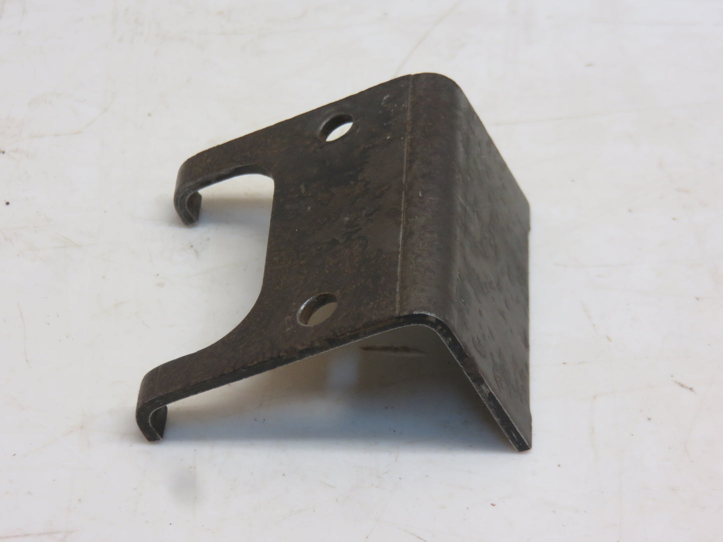 R27383 John Deere Gauge Clamp For 2010