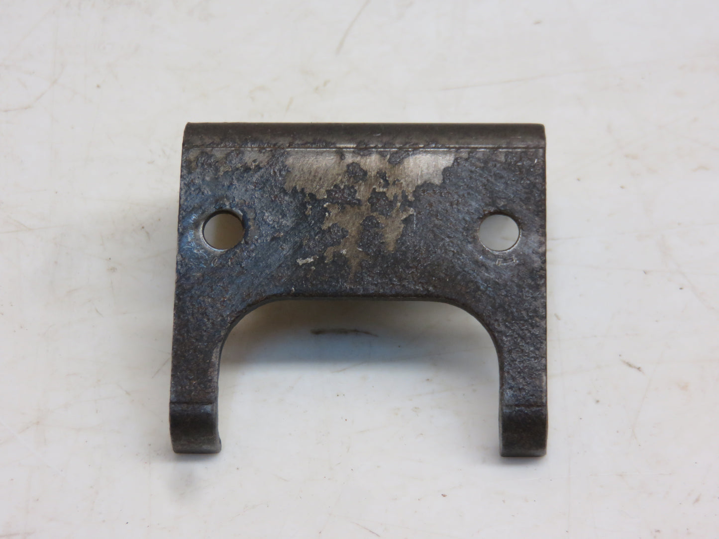 R27383 John Deere Gauge Clamp For 2010