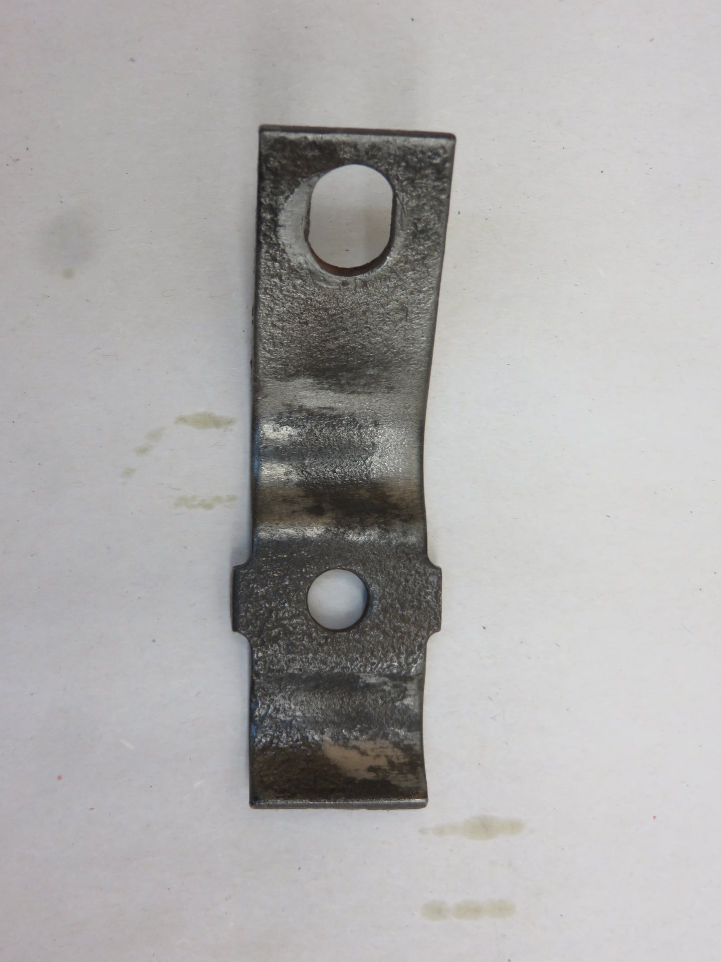 F1683R John Deere Hose Half Clamp For 60, 70, 520, 620, 720, 530, 630, 730, 830