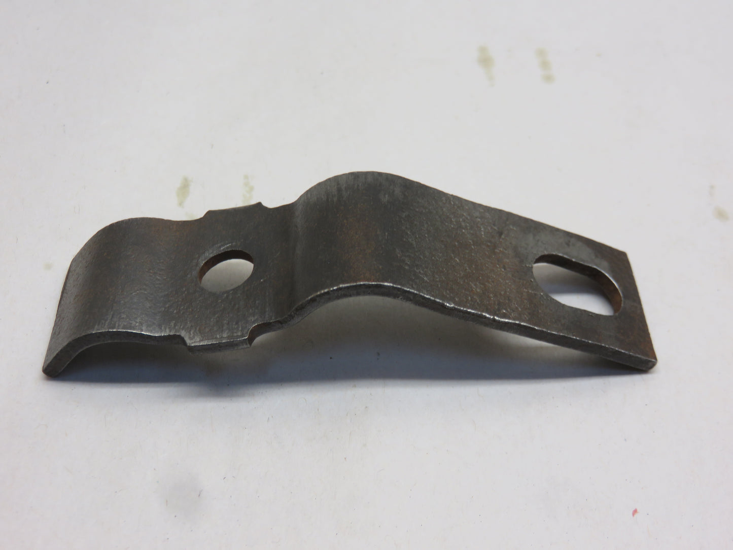 F1683R John Deere Hose Half Clamp For 60, 70, 520, 620, 720, 530, 630, 730, 830