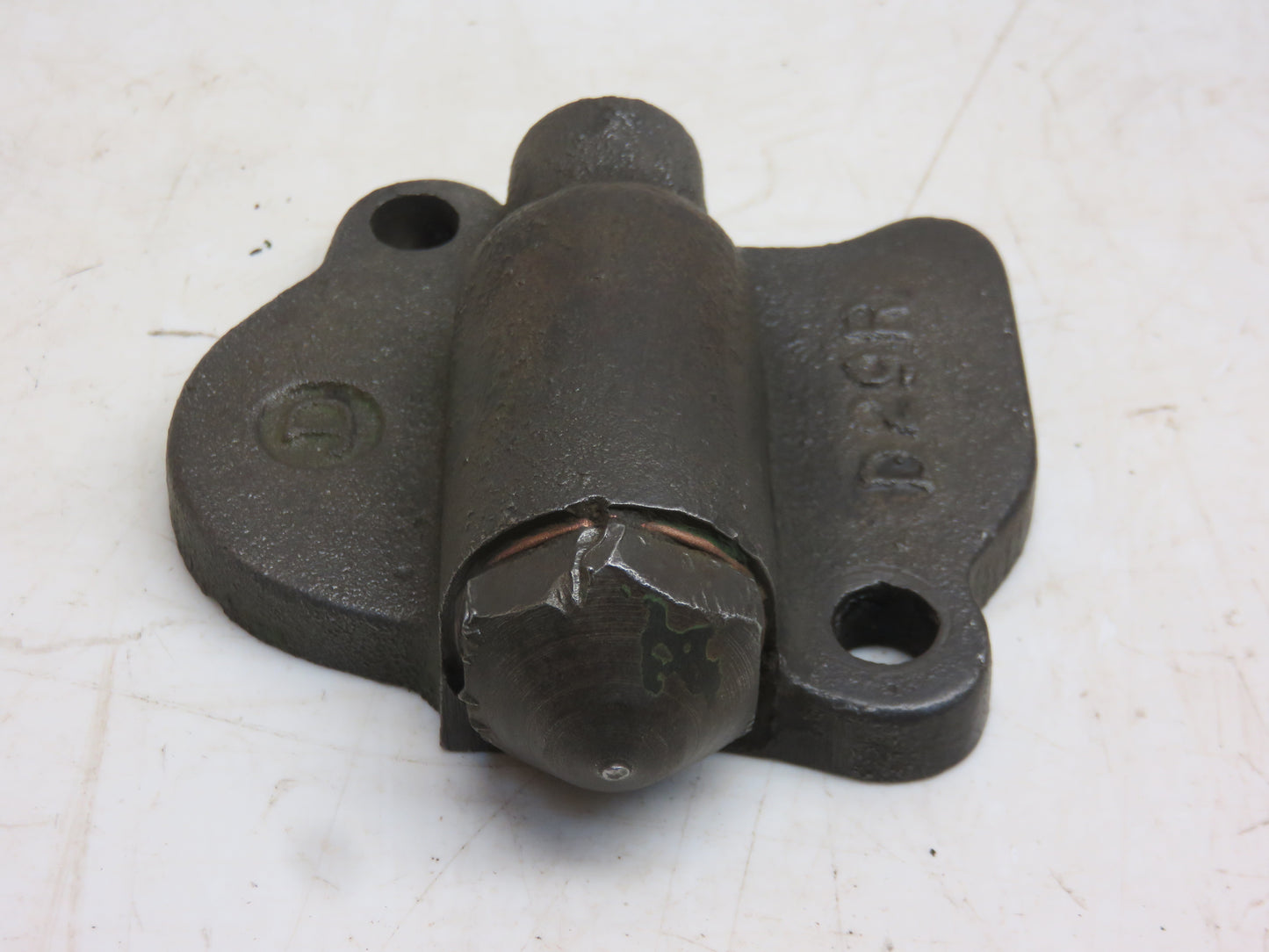 D29R John Deere Engine Oil Pump Cover For D, GP, GPWT