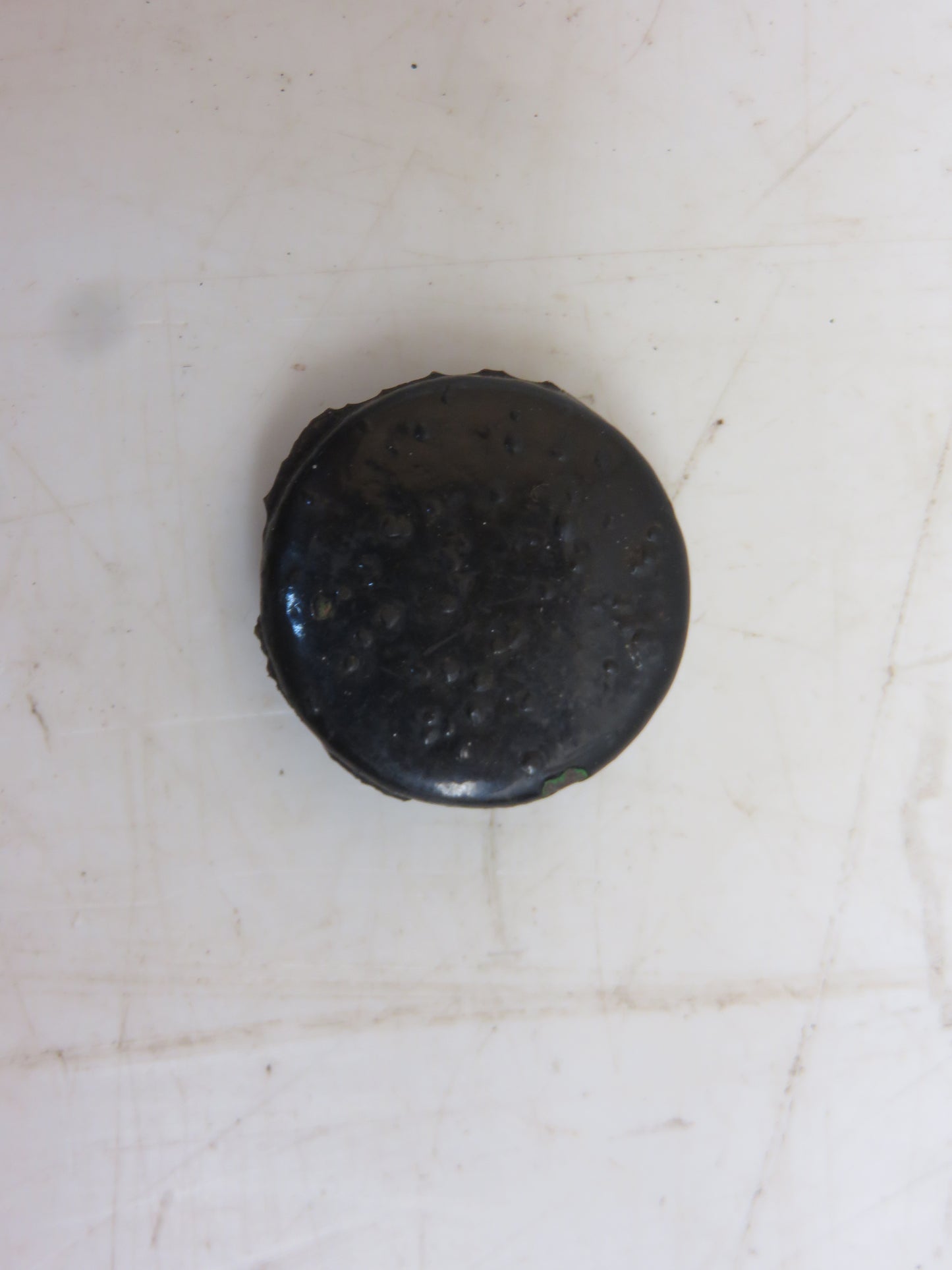 T16738 John Deere Button Plug For 1010, 2010