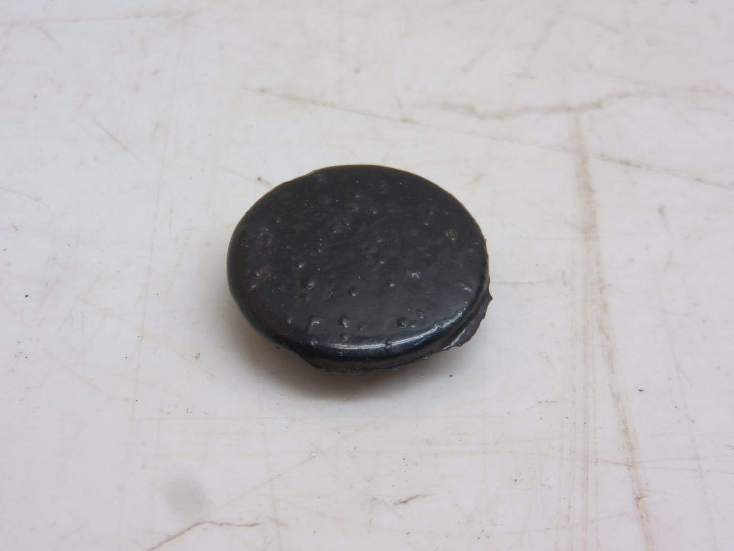 T16738 John Deere Button Plug For 1010, 2010