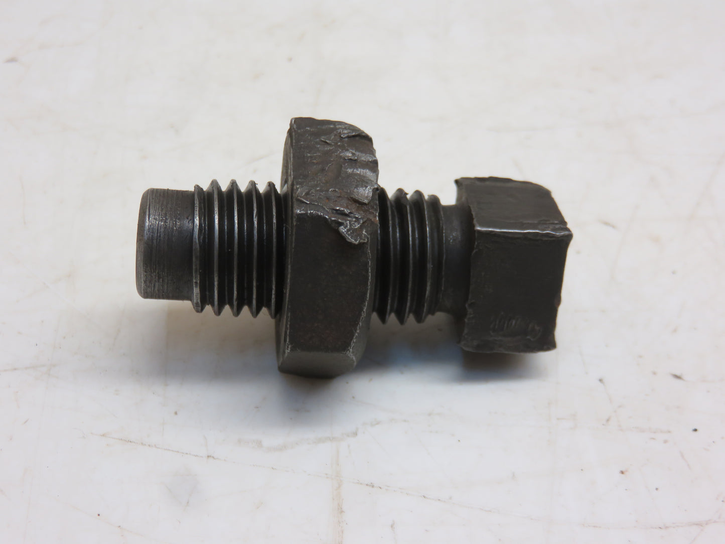 C618R, D2783R John Deere Left Hand Main Bearing Adjusting Screw For GP, GPWT