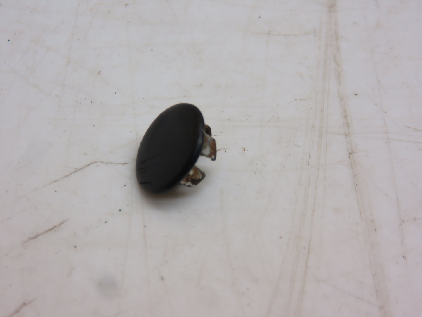 H84660, P48093 John Deere Button Plug For 1010, 2010