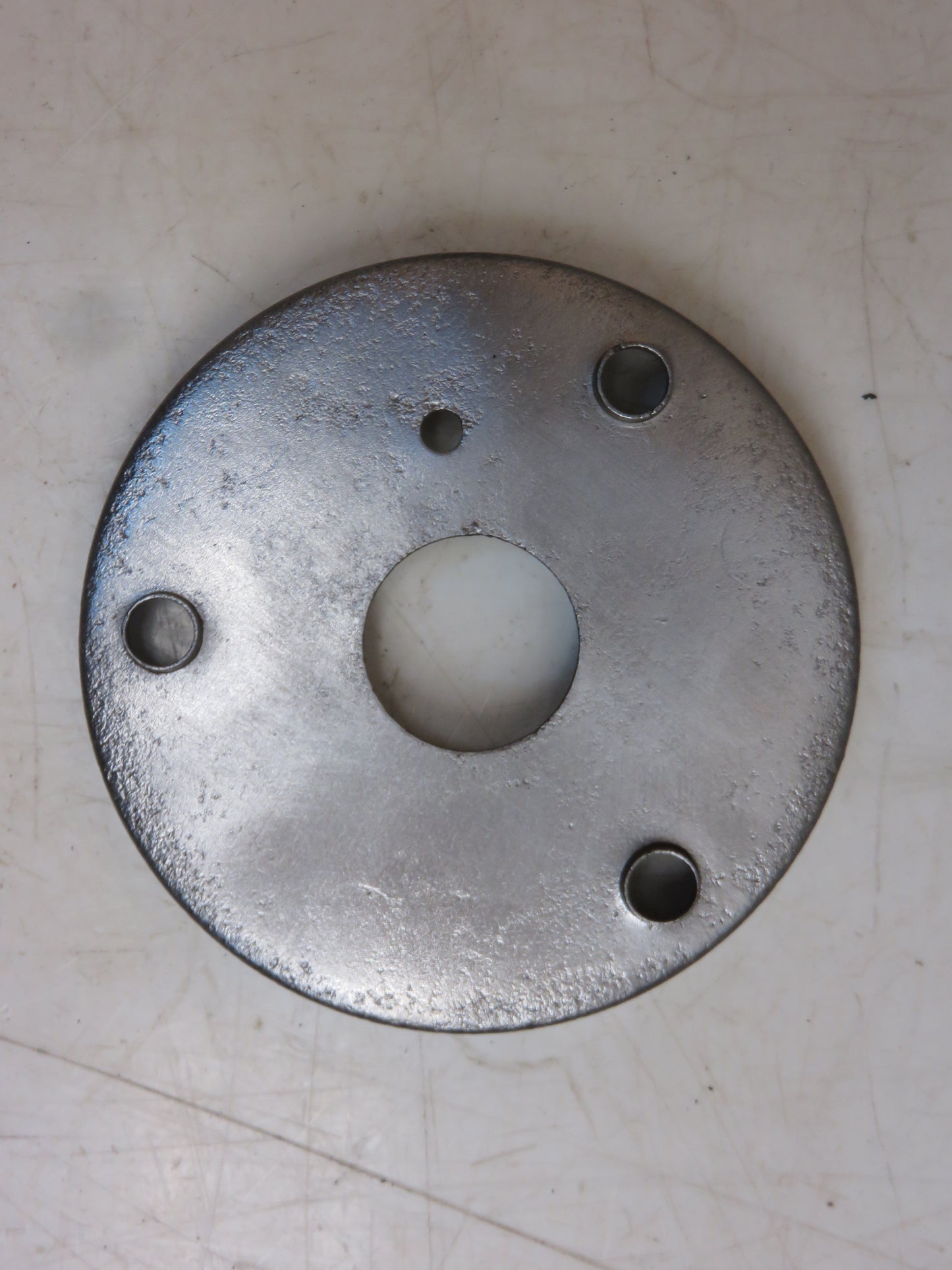 A4059R John Deere Fan Drive Cup For A, B, G, 50, 60, 70, 520, 620, 720, 530, 630, 730