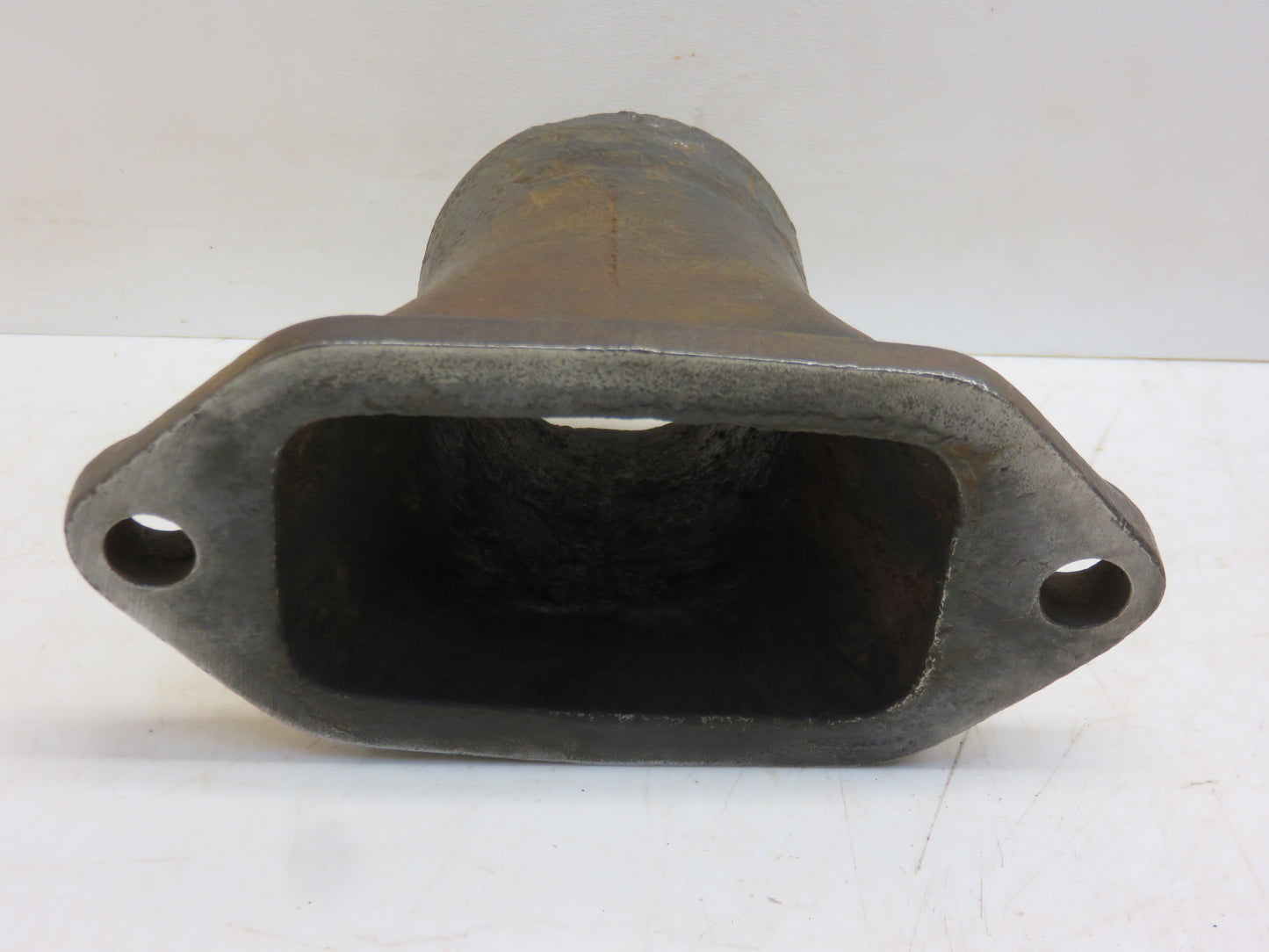 A2327R John Deere Cylinder Head Water Inlet For A, AR, AO