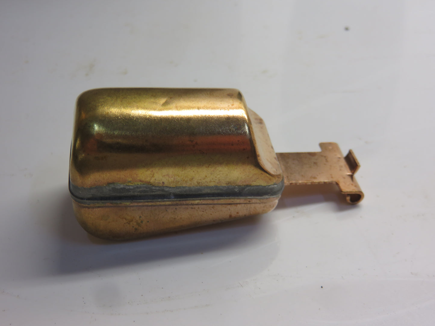 AR10069R John Deere Carburetor Float For 50, 60, 70, 520, 620, 720, 530, 630, 730
