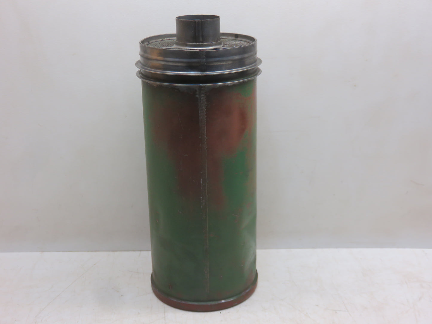 AB4233R John Deere Air Cleaner Body For B, 50, 520, 530