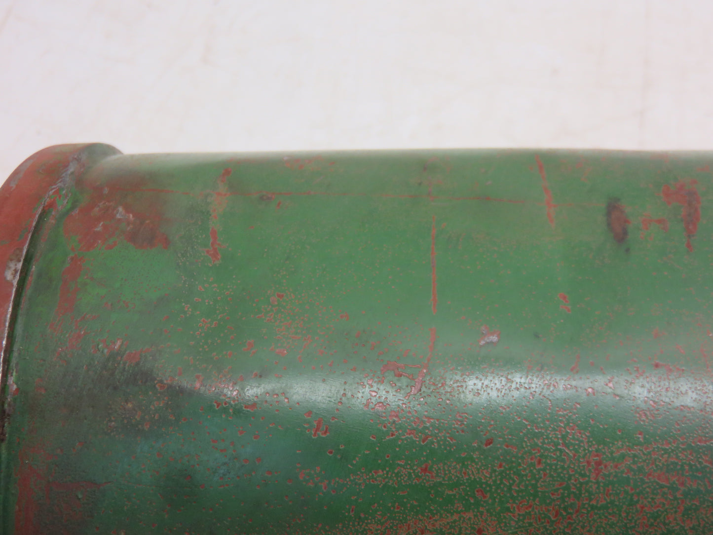 AB4233R John Deere Air Cleaner Body For B, 50, 520, 530