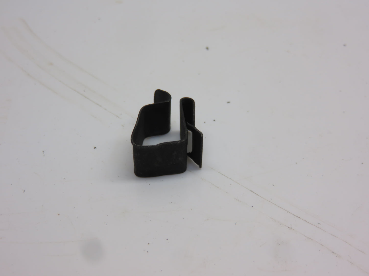 M632T John Deere Wiring Clip For M, 40, 320, 420, 330, 430, 435, 1010