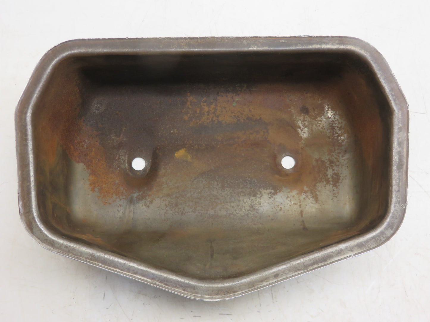 A2347R John Deere Valve Cover For A, AR, AO