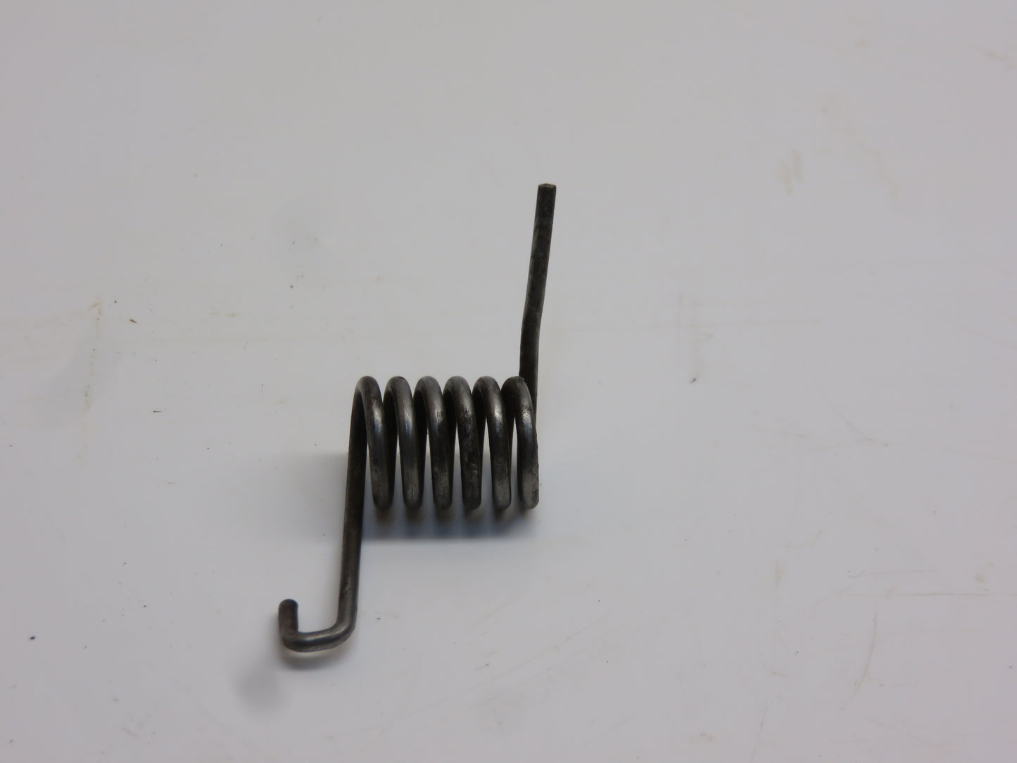 F711R John Deere PTO Flipper Guard Spring For A, B, G, 50, 60, 70, 520, 620, 720