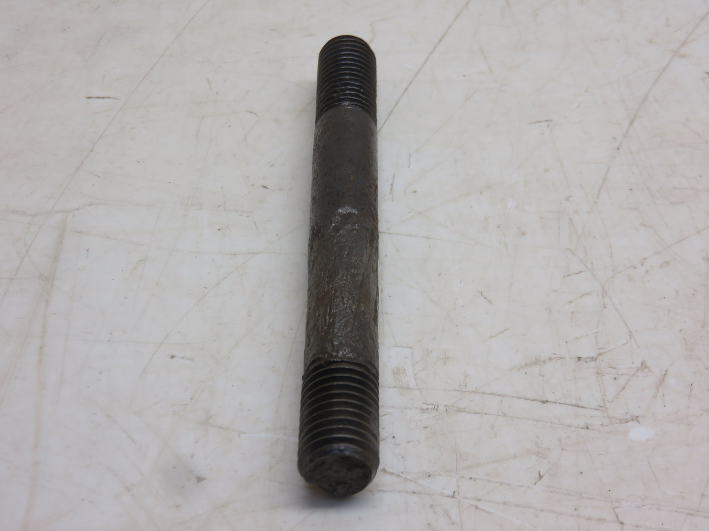 K2198R John Deere Stud For B, G, GP, GPWT, GPO