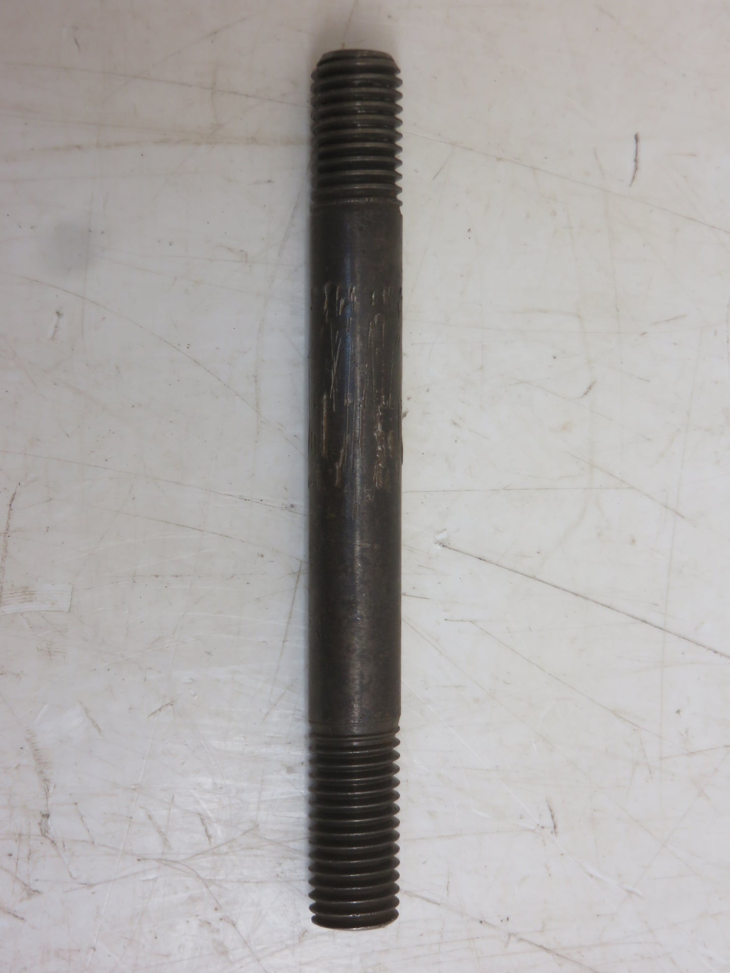 K2198R John Deere Stud For B, G, GP, GPWT, GPO