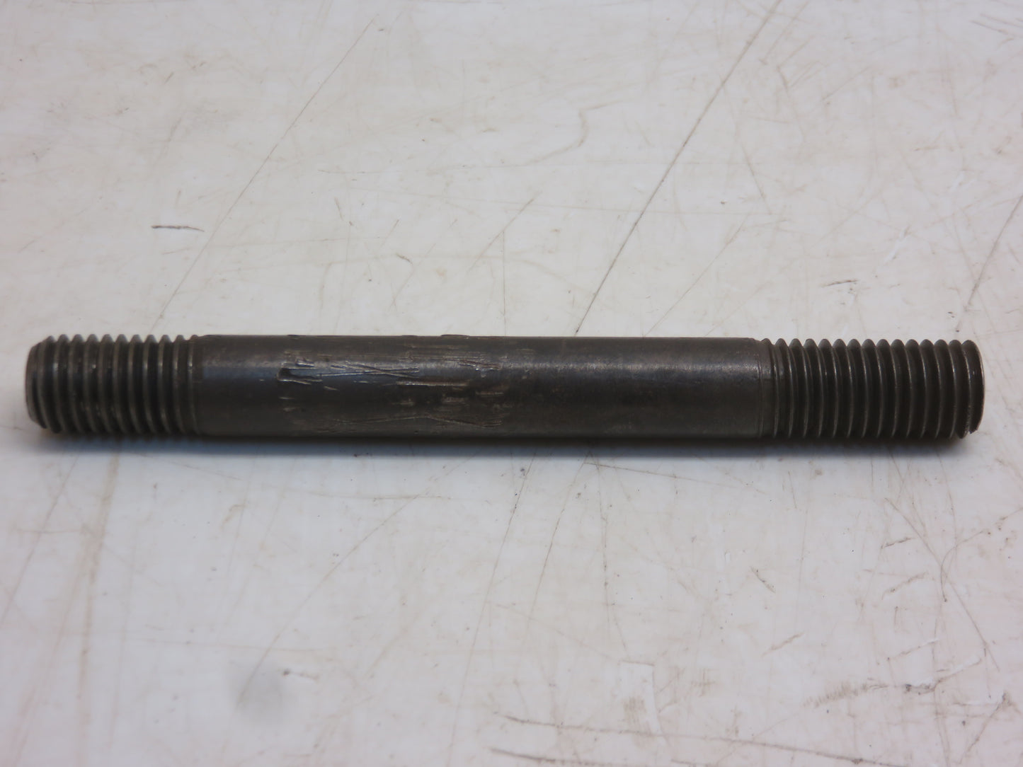 K2198R John Deere Stud For B, G, GP, GPWT, GPO