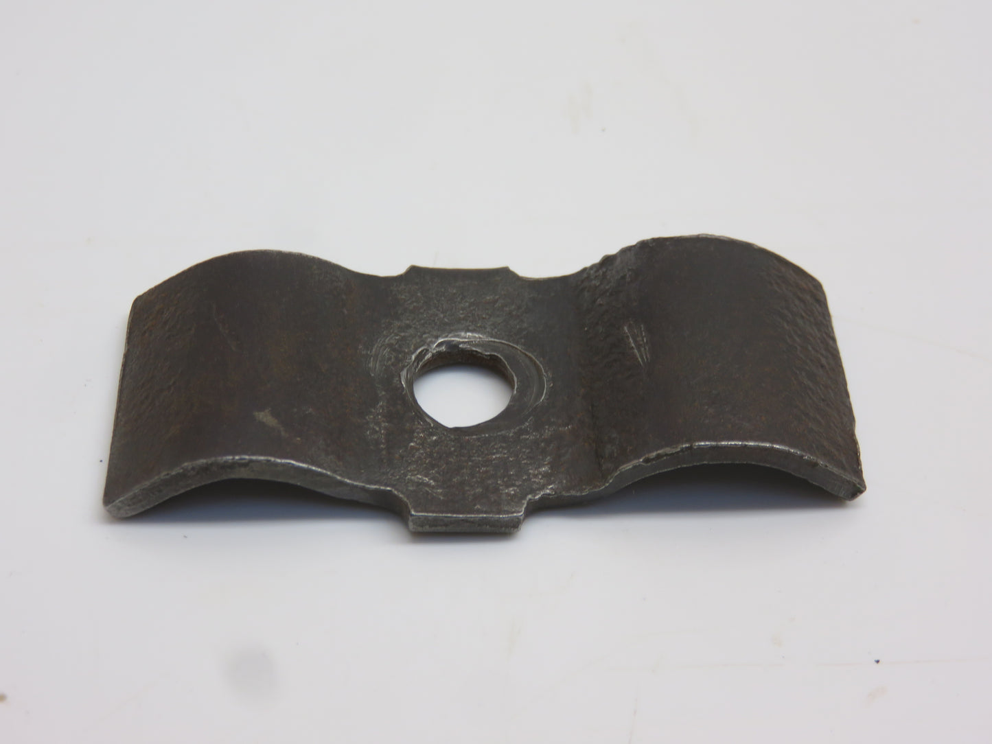 F1682R John Deere Power Steering Line Half Clamp For 60, 70, 520, 620, 720, 530, 630, 730